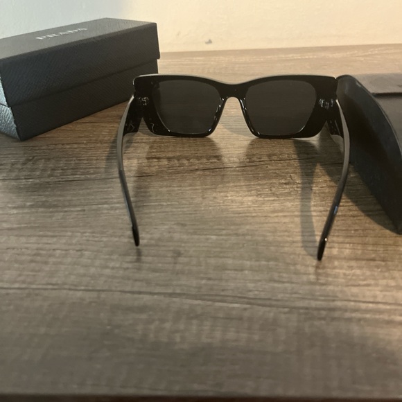 Prada glasses - Picture 4 of 5